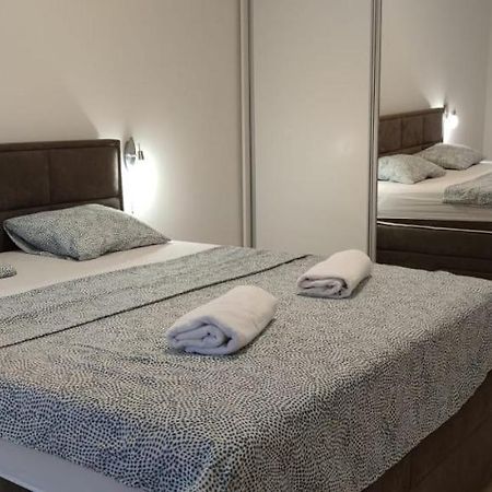 Apartman R&R,3 Room Apartman In The Center Šibenik Exteriör bild