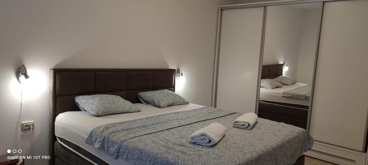 Apartman R&R,3 Room Apartman In The Center Šibenik Exteriör bild