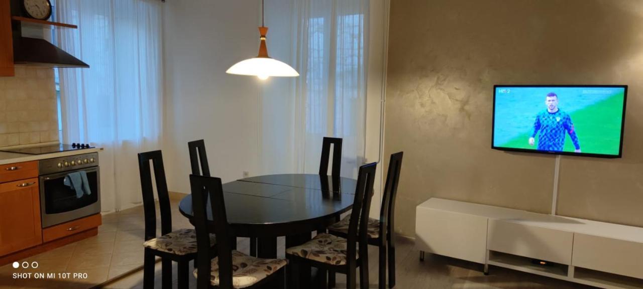 Apartman R&R,3 Room Apartman In The Center Šibenik Exteriör bild